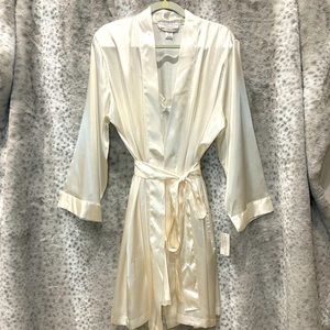 Morgan Taylor intimates 2-piece set